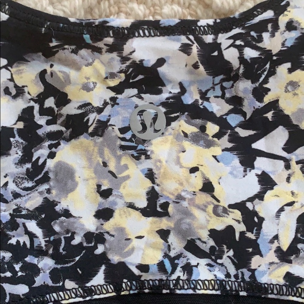 Lululemon Tank - Picture 4 of 4